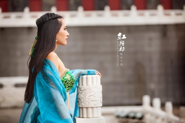 (《红颜劫》)揭秘红颜劫：背后的爱情错位、欲望诱惑与心灵困惑